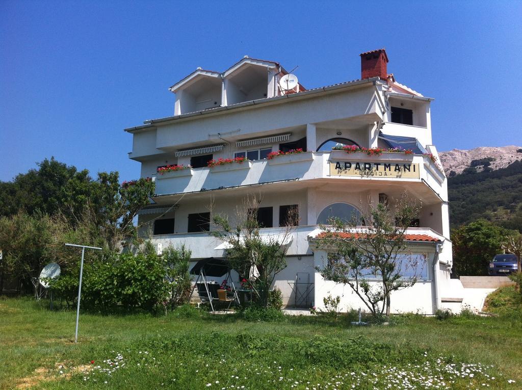 Apartments Lucija Baška Eksteriør bilde