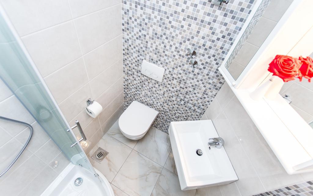 Apartments Lucija Baška Eksteriør bilde